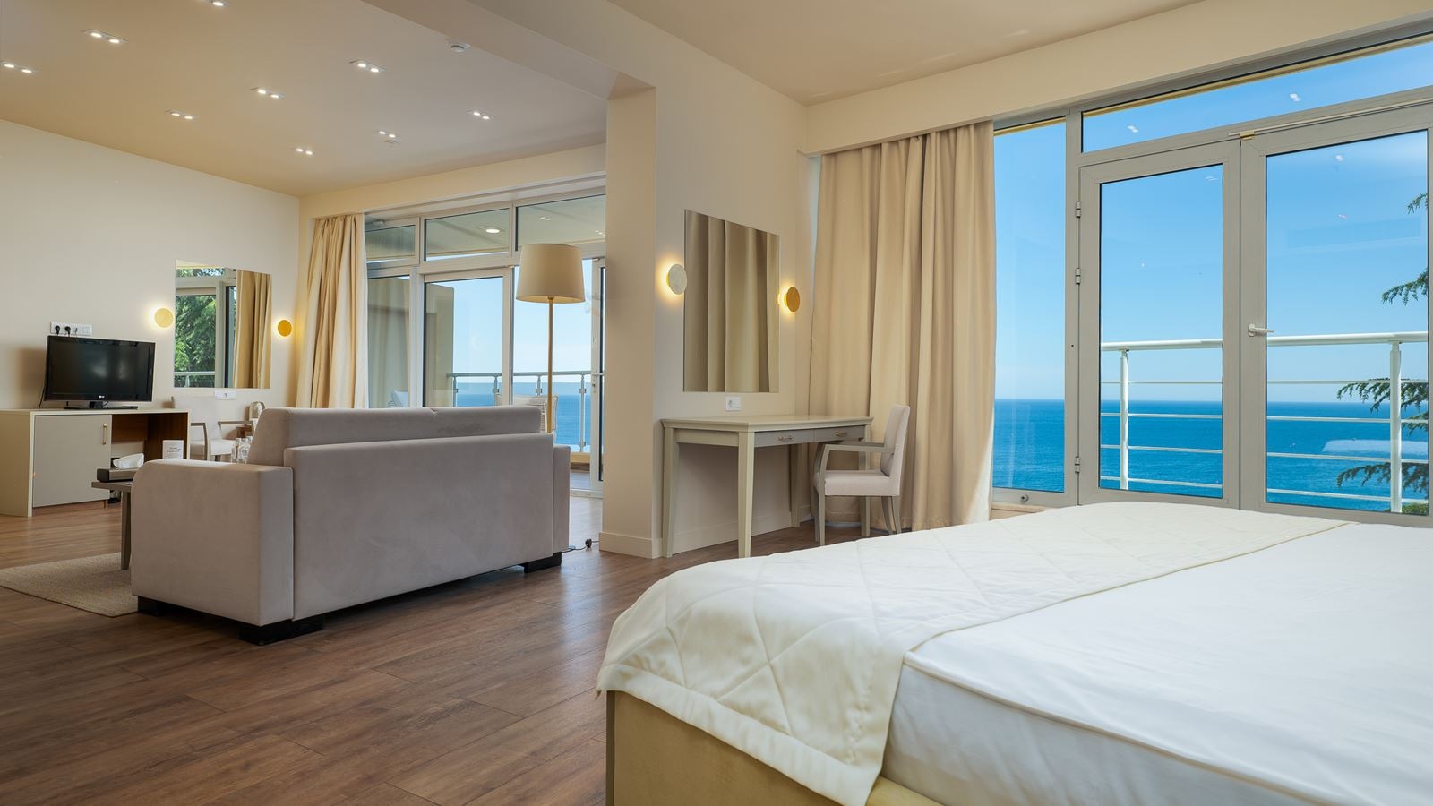 rooms-люкс-студио-морской