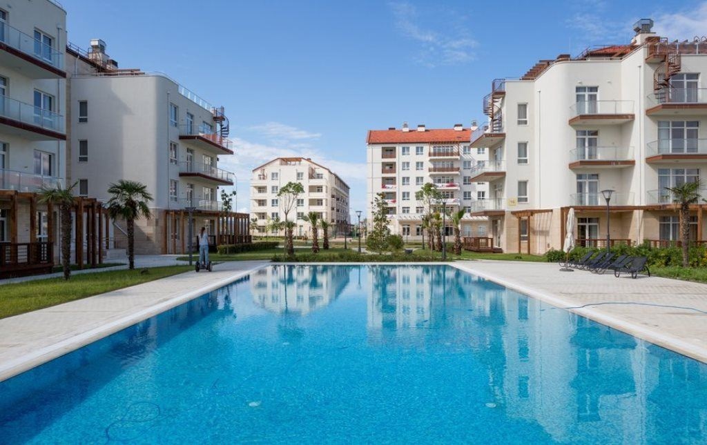 pools-outdoor-pool