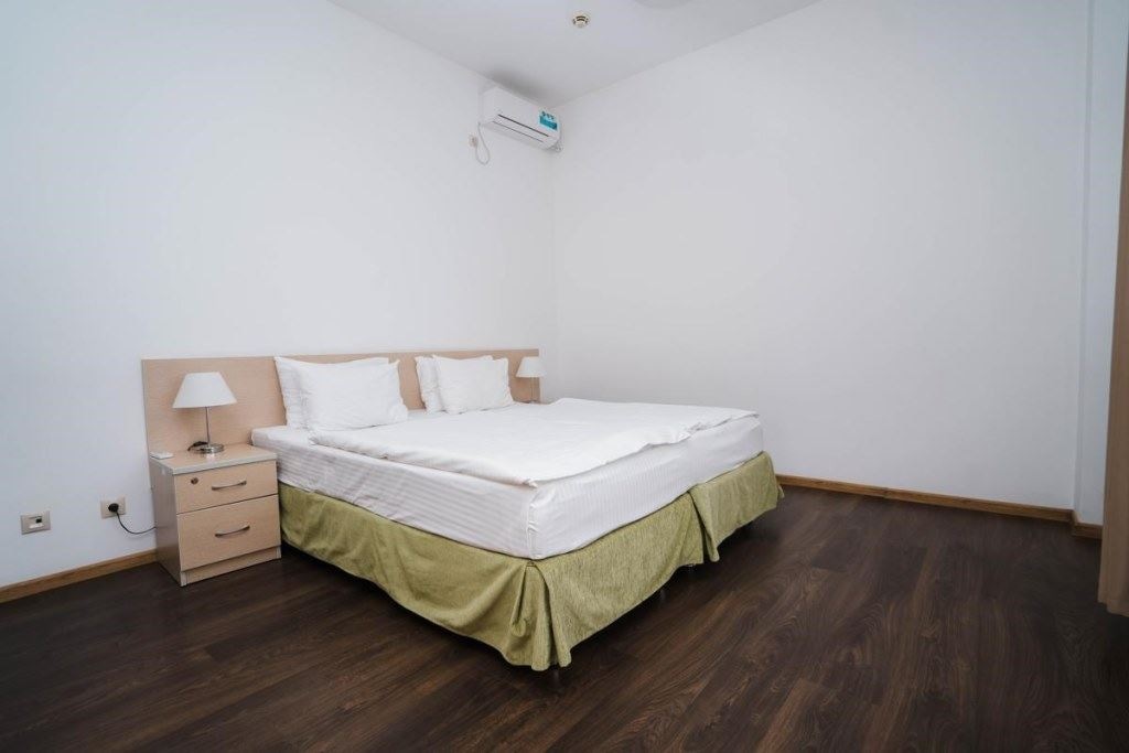 rooms-apartament-2-room