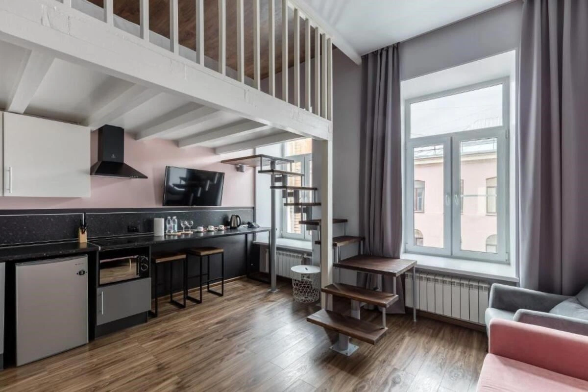 rooms-апартаменты-3местный-2уровневый-с-кухней