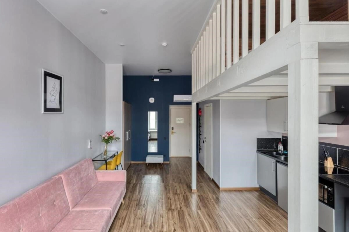 rooms-апартаменты-3местный-2уровневый-с-кухней