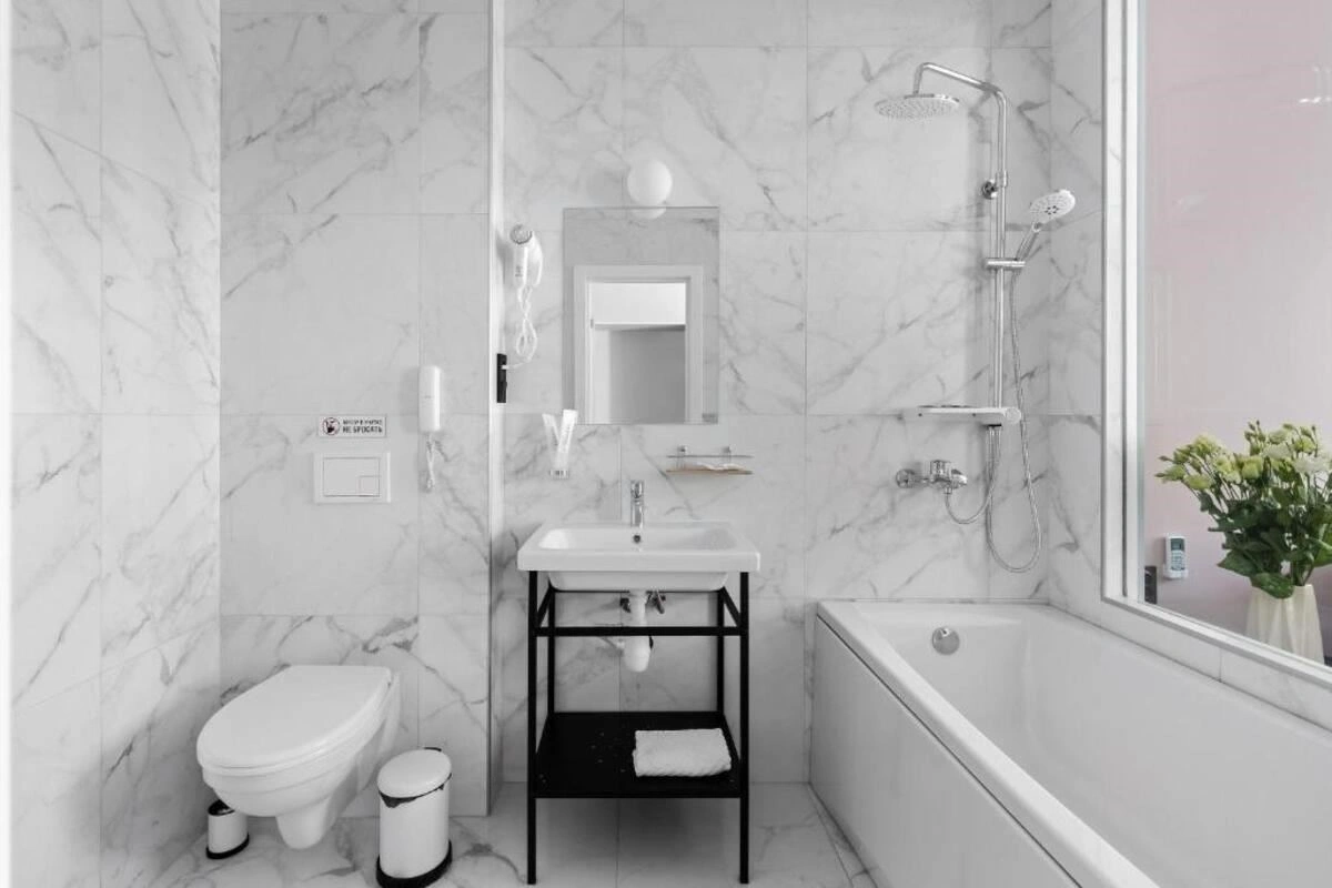 rooms-люкс-2местный-с-ванной