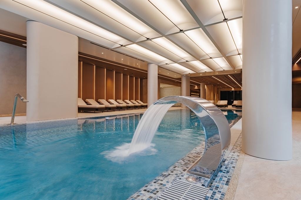 pools-indoor-pool