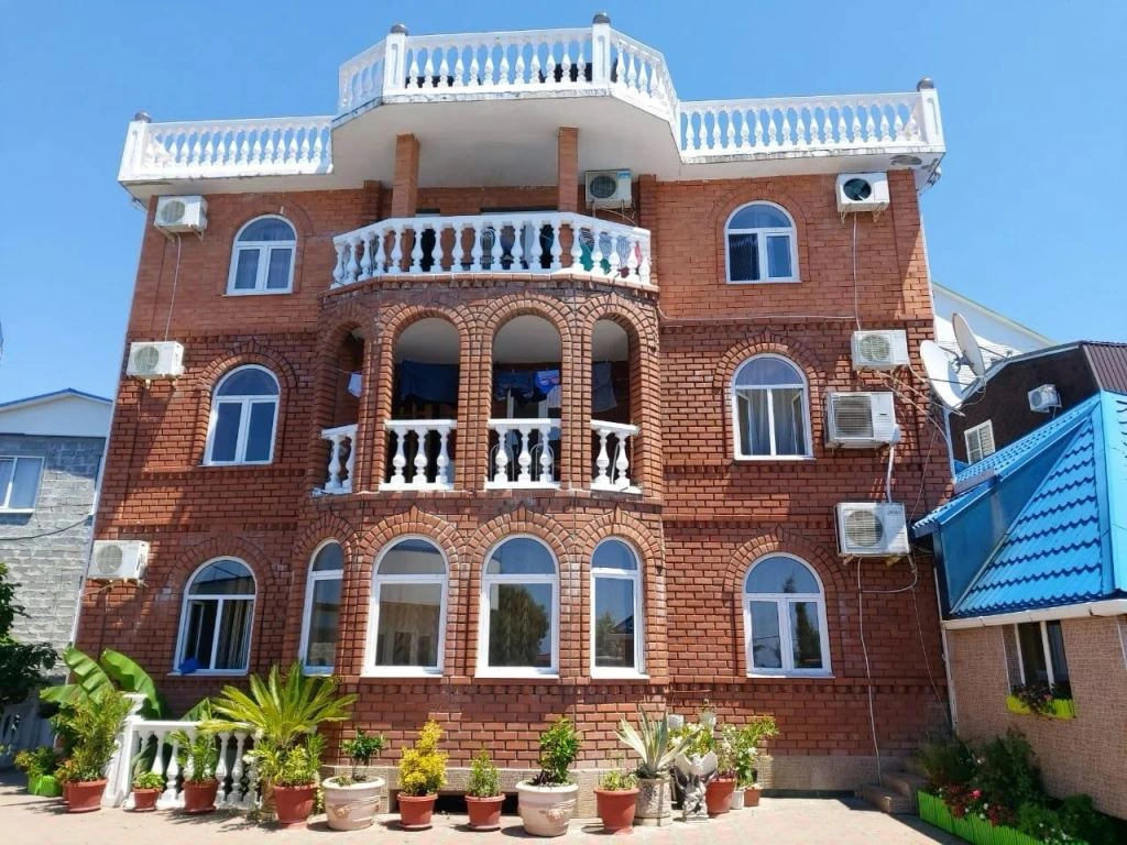 general-main-building