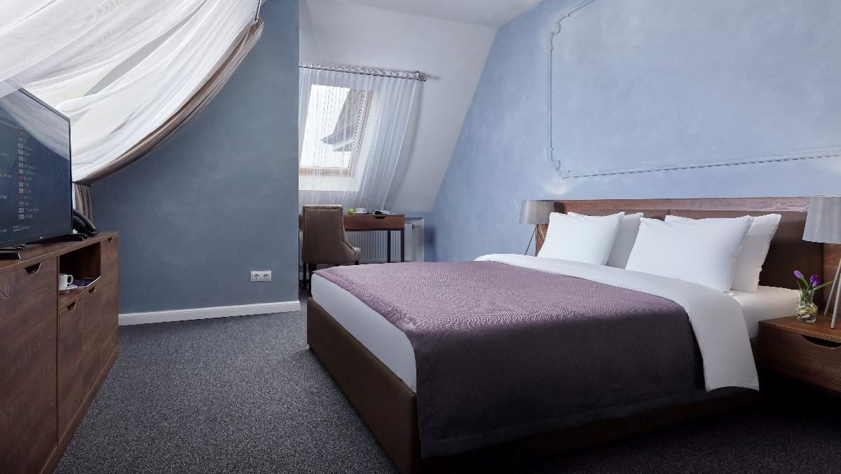 rooms-стандарт-с-одной-двуспальной-кроватью