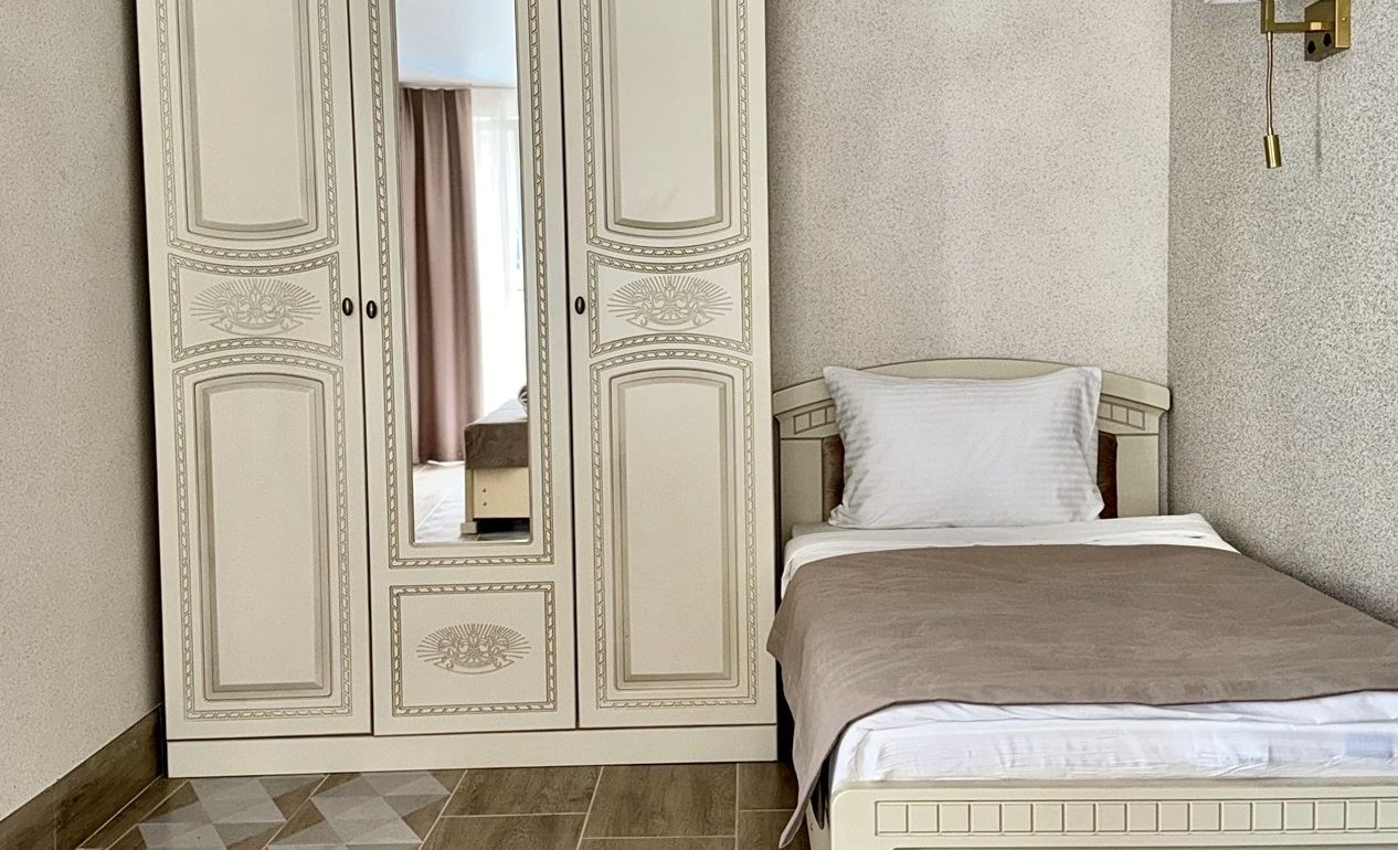 rooms-апартаменты-с-кухней-и-террасой