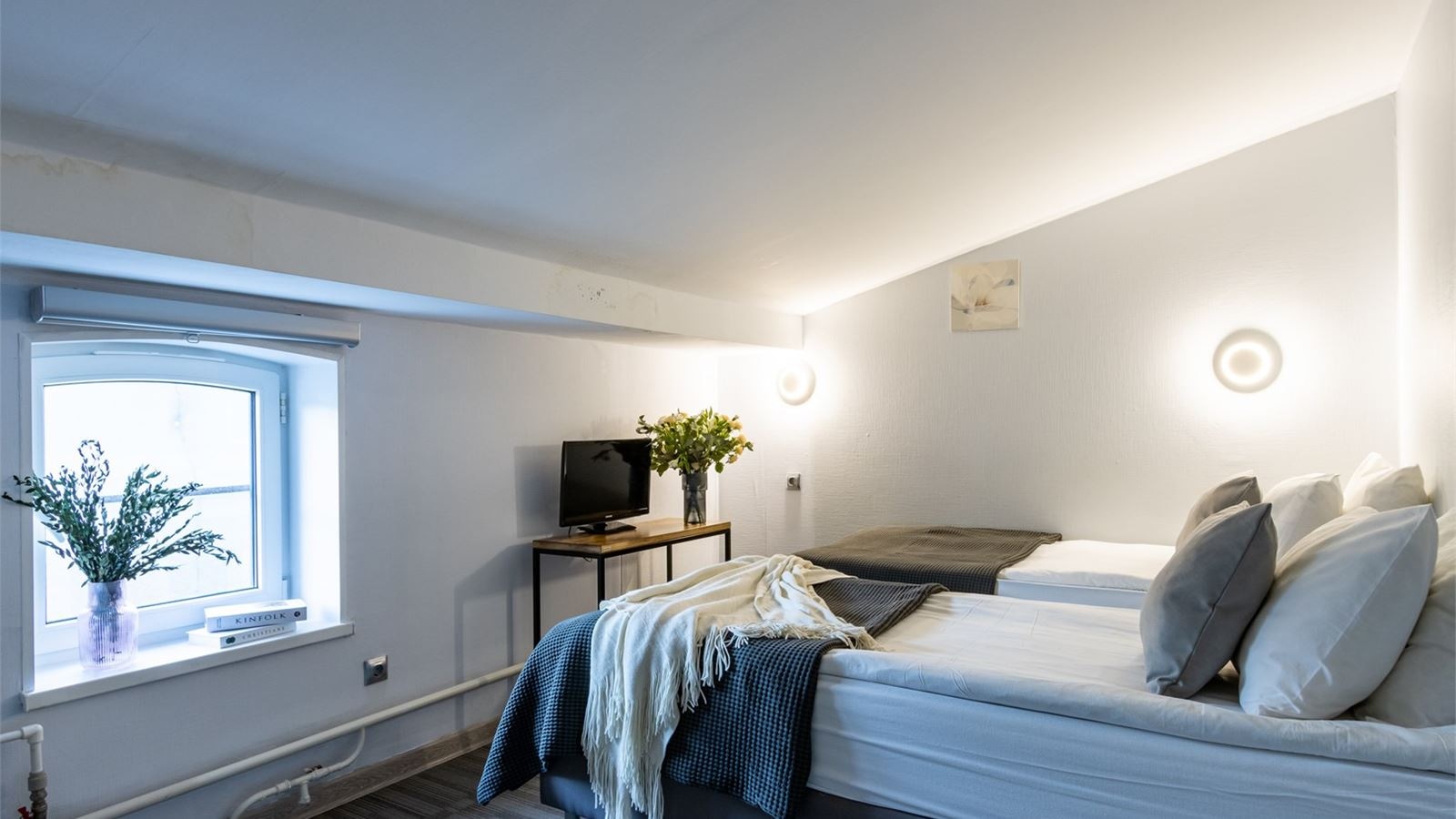 rooms-улучshенный-номер-с-1-кроватью-или-с-2-раздельными