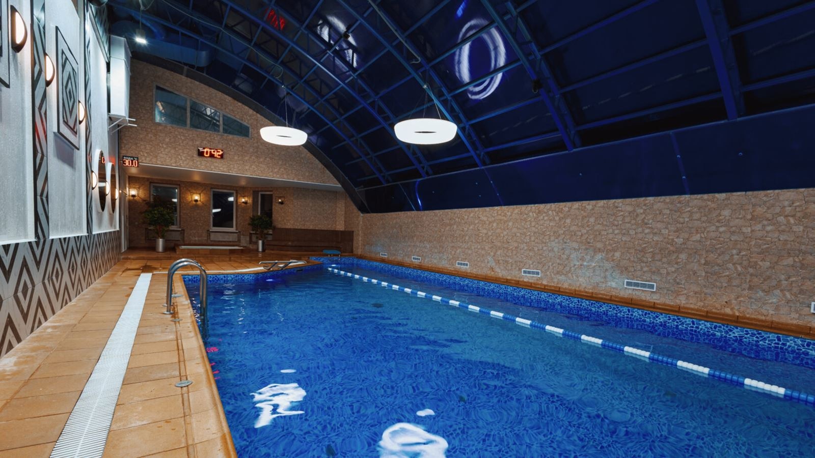 pools-indoor-pool