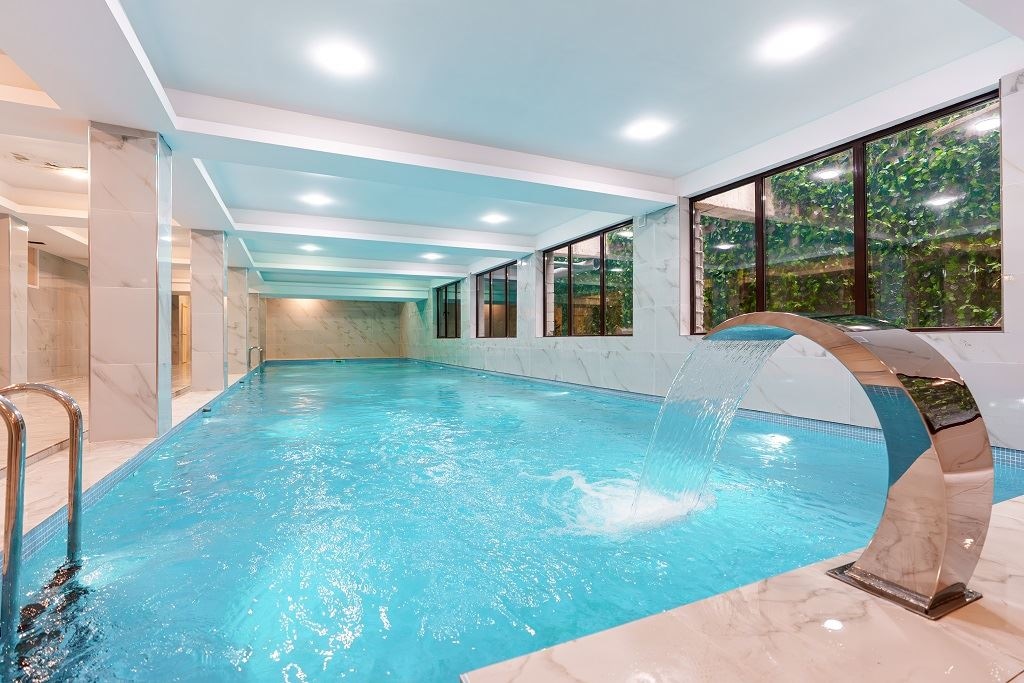 pools-indoor-pool