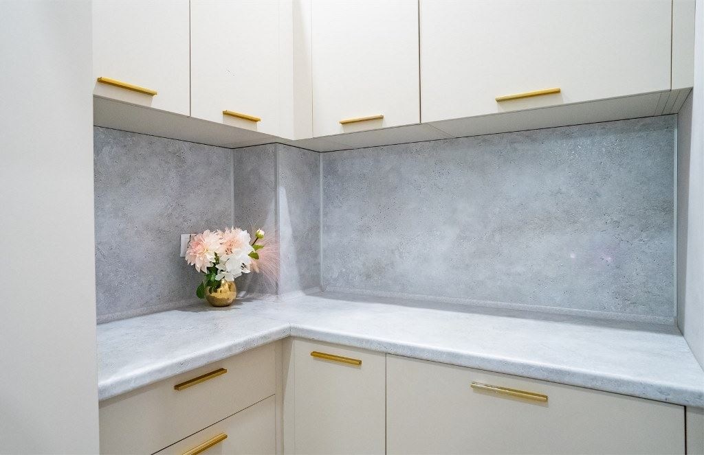 rooms-srandart-two-room-witn-balcony