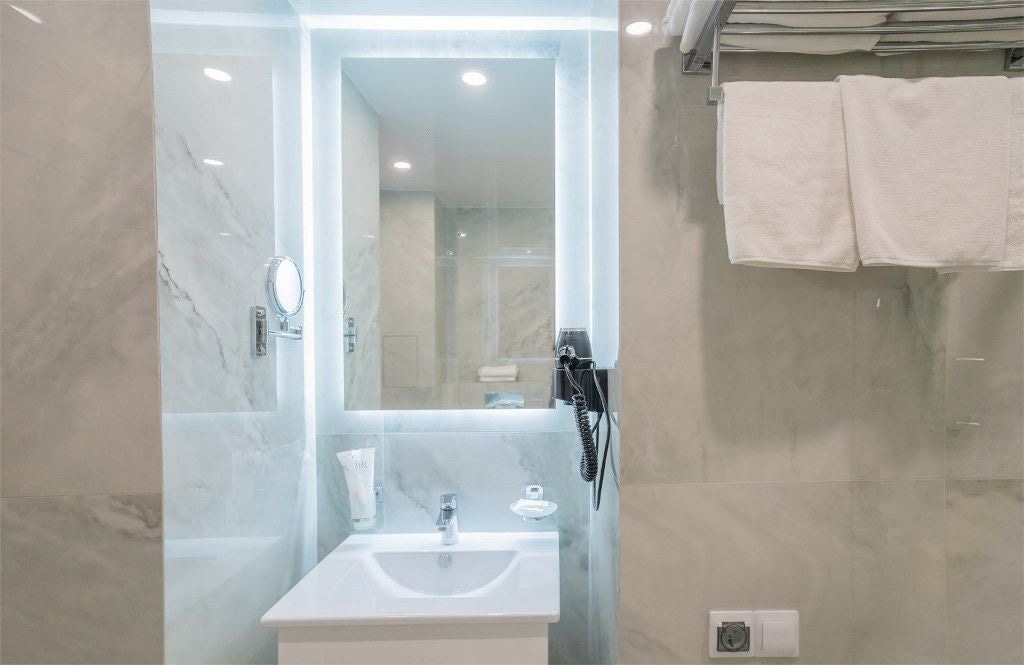 rooms-srandart-two-room-witn-balcony