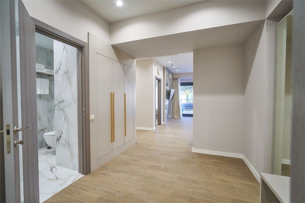 rooms-2-room-luxe-with-terasa