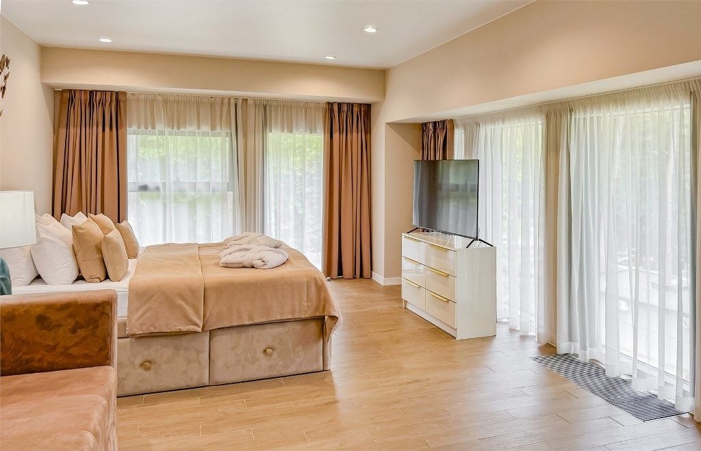 rooms-2-flor-luxe-family