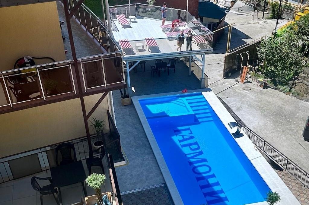 pools-outdoor-pool