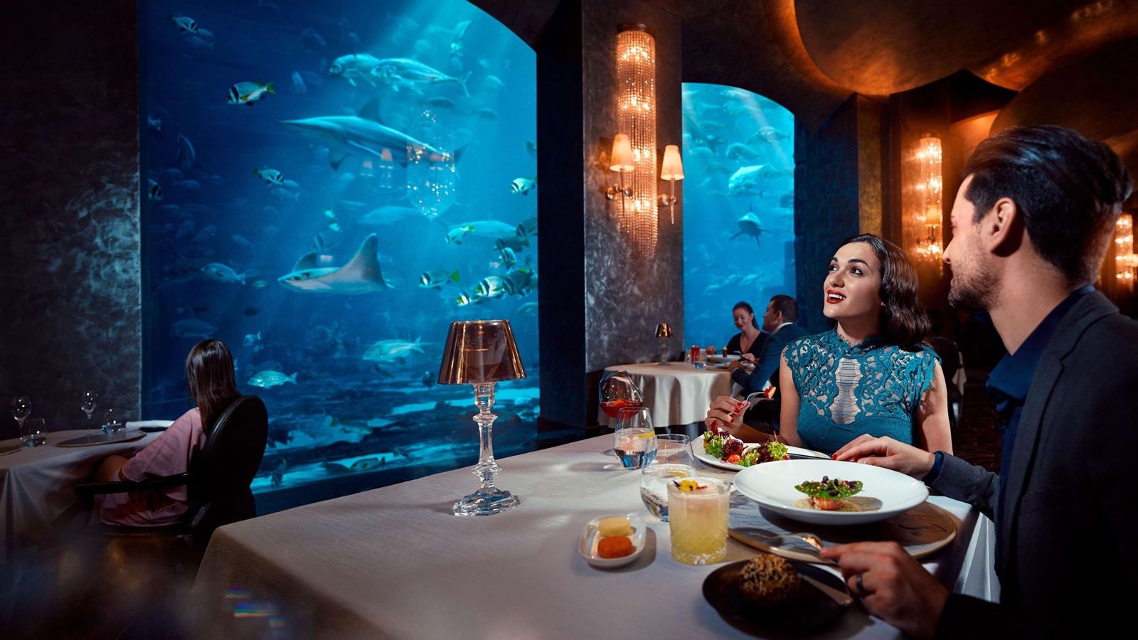 restaurants-restaurants