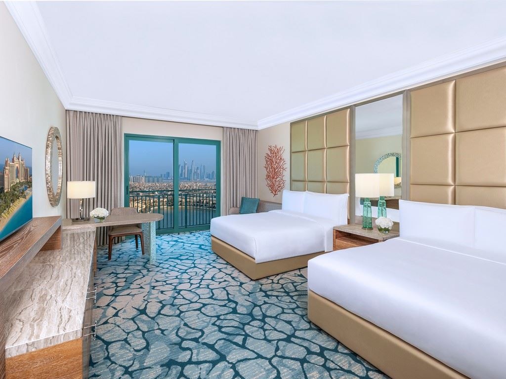 rooms-palm-queen-room