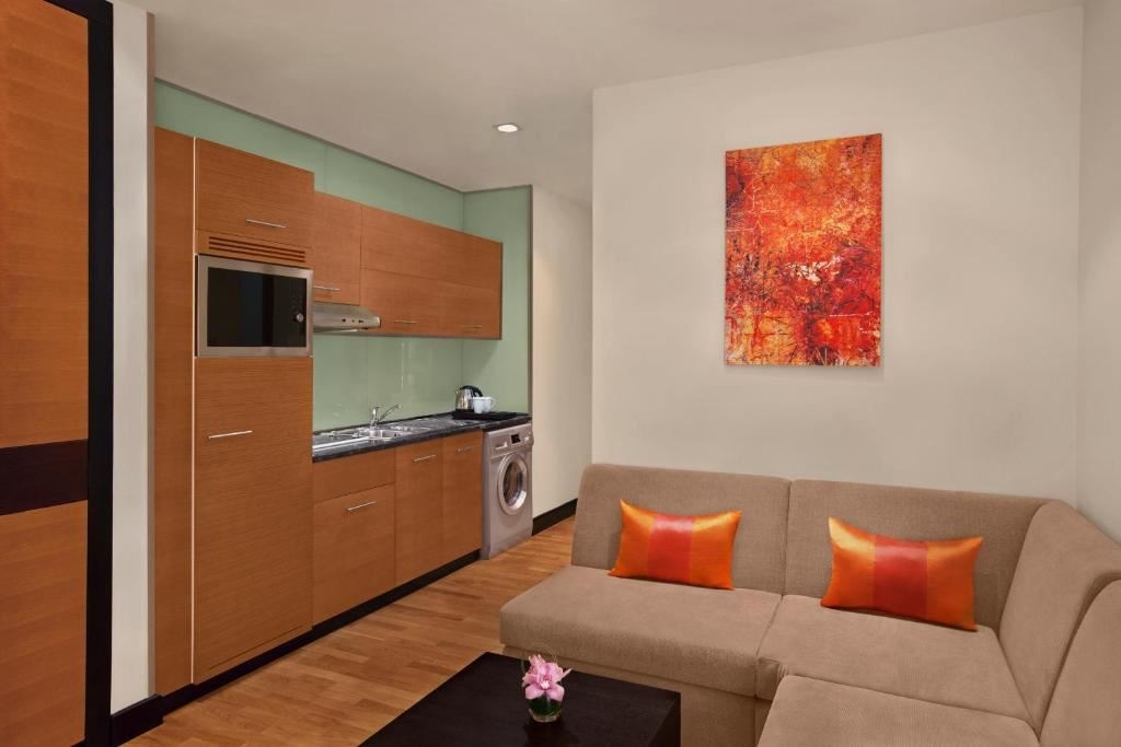 rooms-studio-with-kitchen