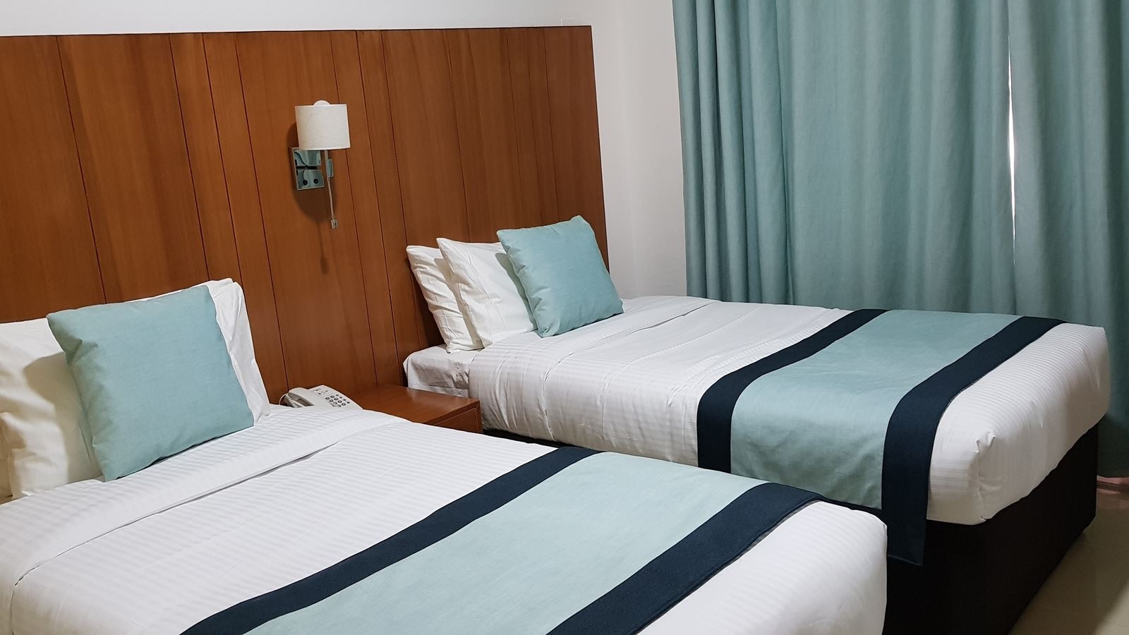 rooms-standard-suite