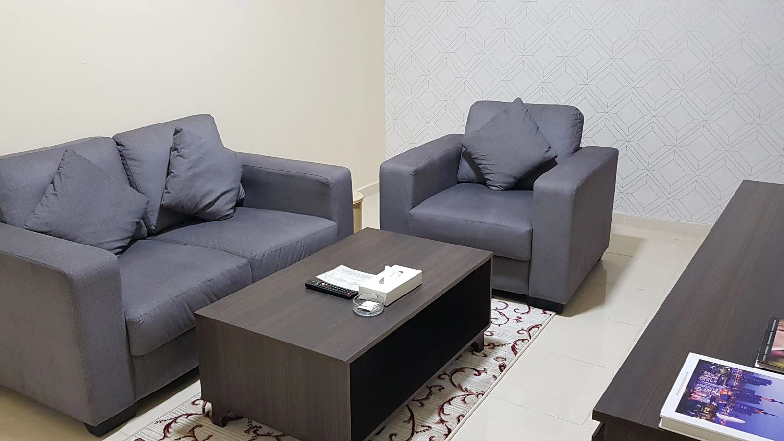 rooms-standard-suite