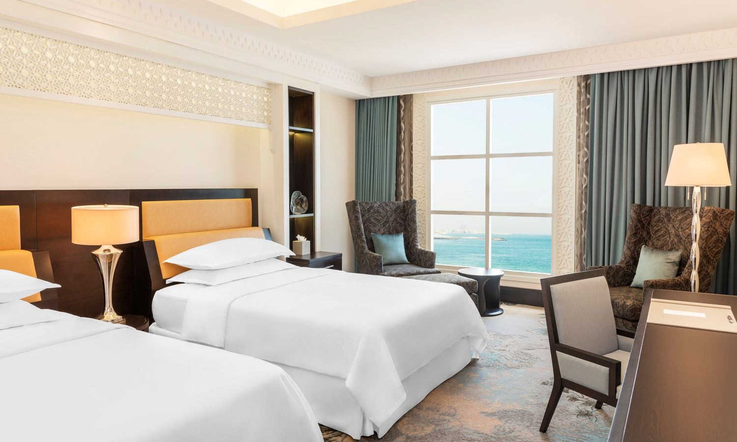 rooms-superior-deluxe-sea-view-room