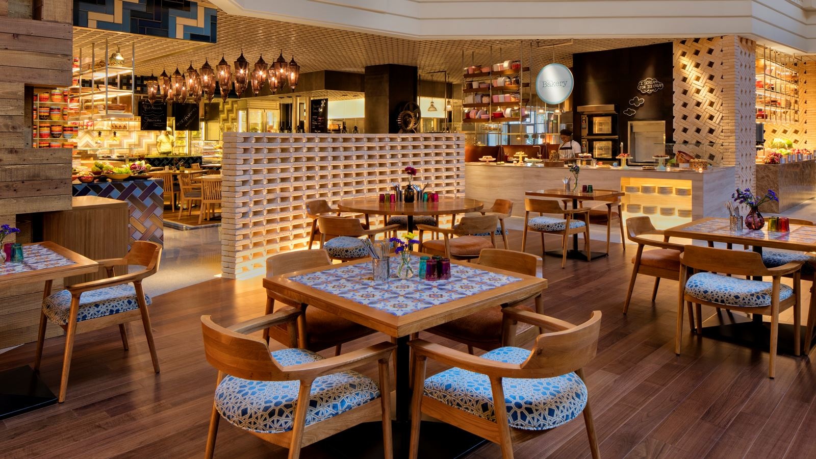 restaurants-the-collective-by-market-café