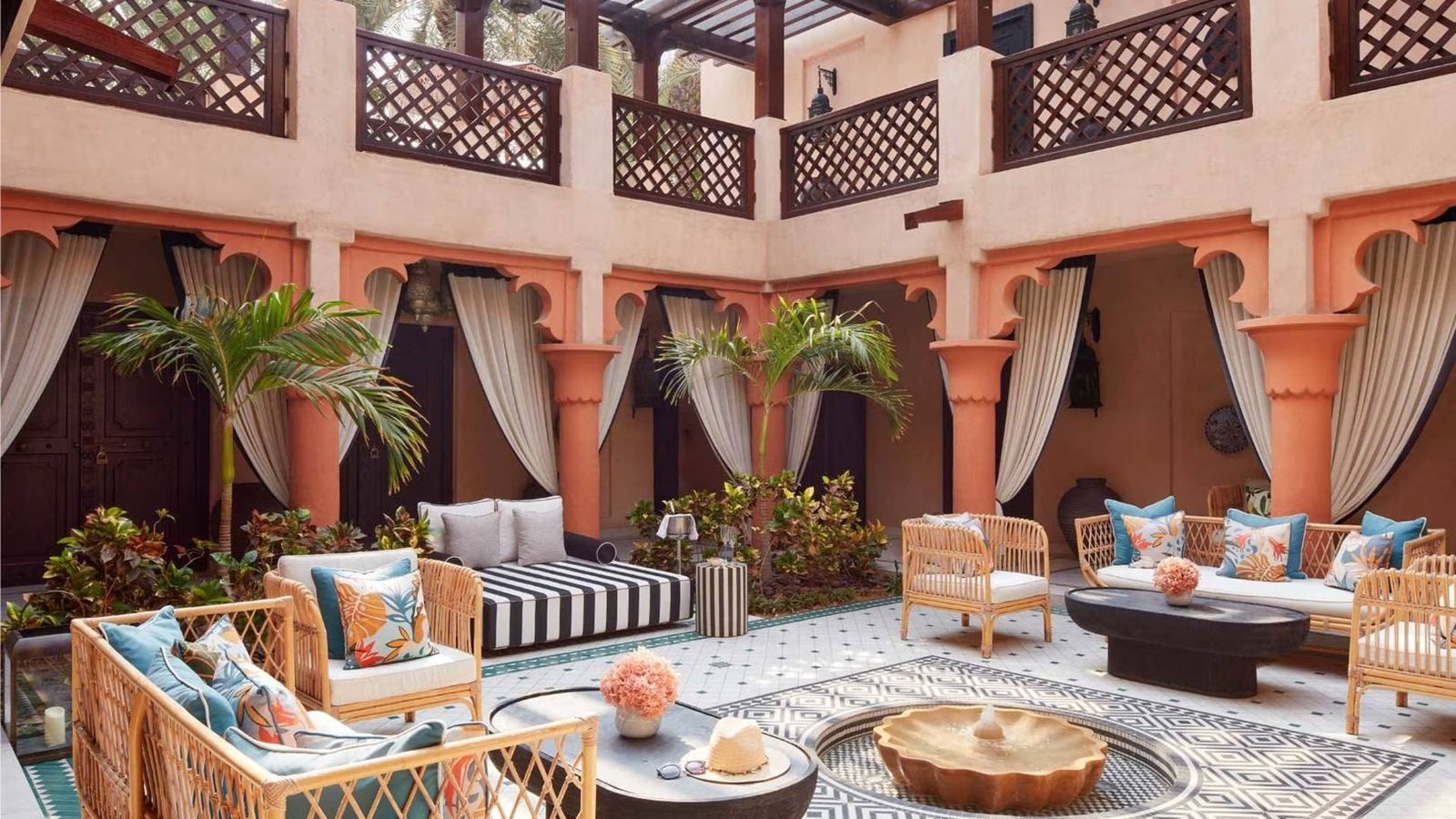 rooms-arabian-summerhouse-superior-suite