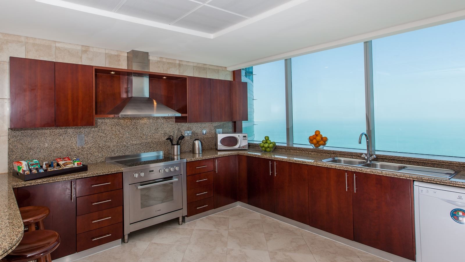 rooms-4-bedroom-superior