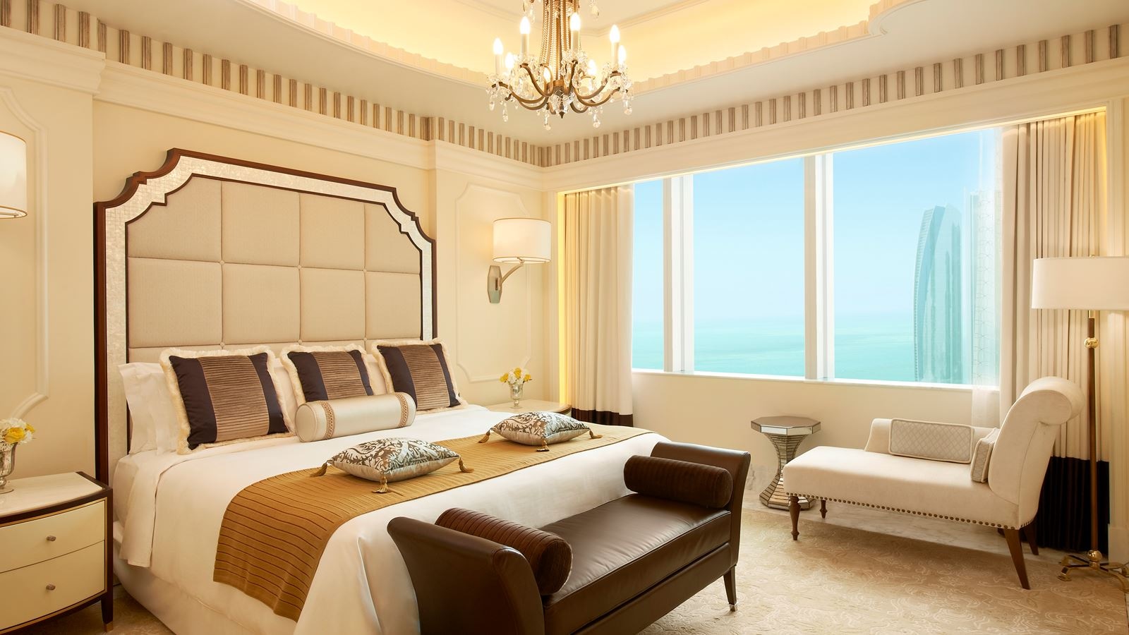 rooms-st-regis-suite