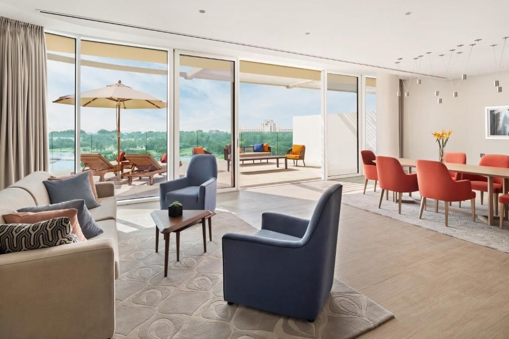 rooms-one-bedroom-private-pool-suite