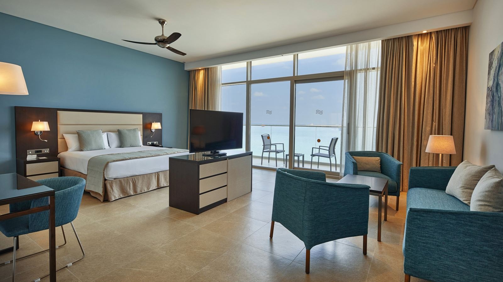 rooms-jr-suite-sea-view