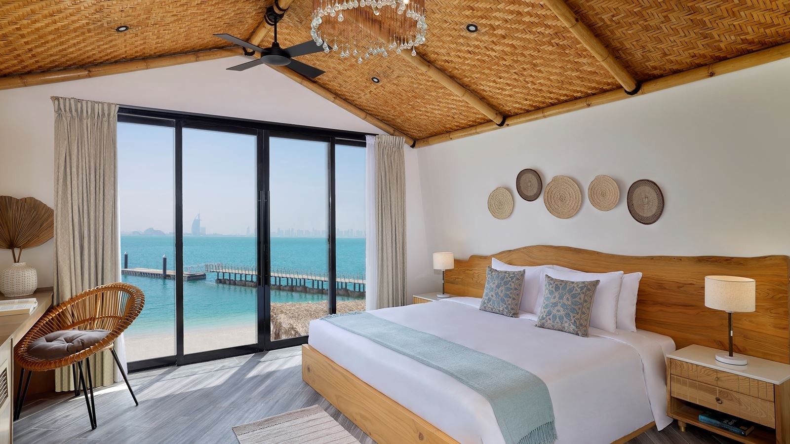 rooms-four-bedroom--beach-pool-villa