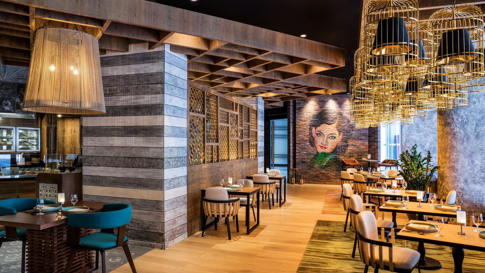 restaurants-charm-thai