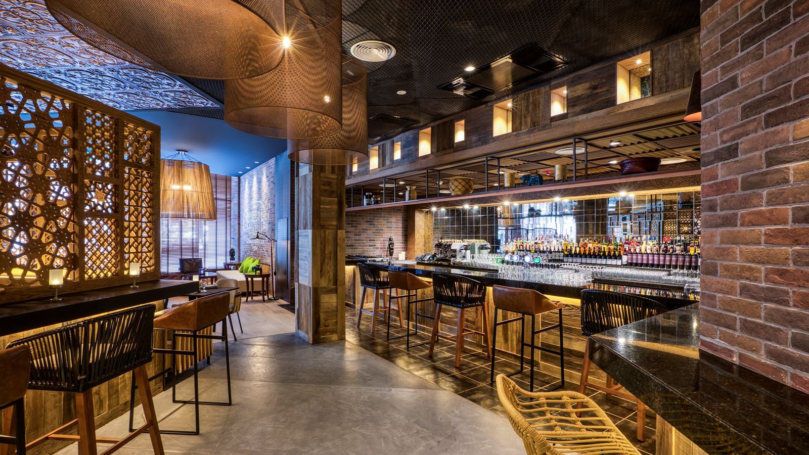 restaurants-charm-thai