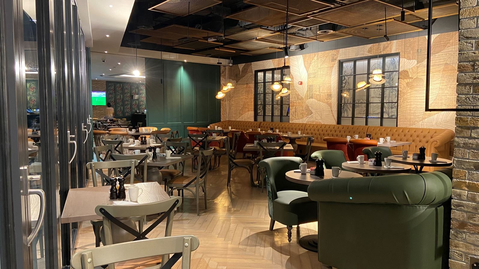 restaurants-mr-toads-pub--kitchen