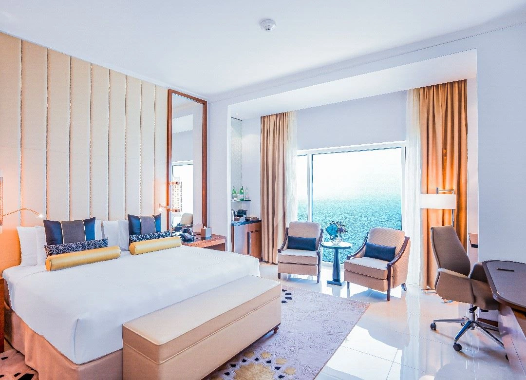 rooms-superior-room-sea-view-king--twin