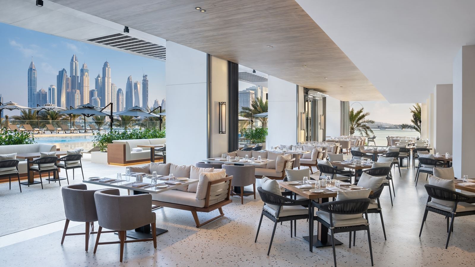 restaurants-the-palm-lounge