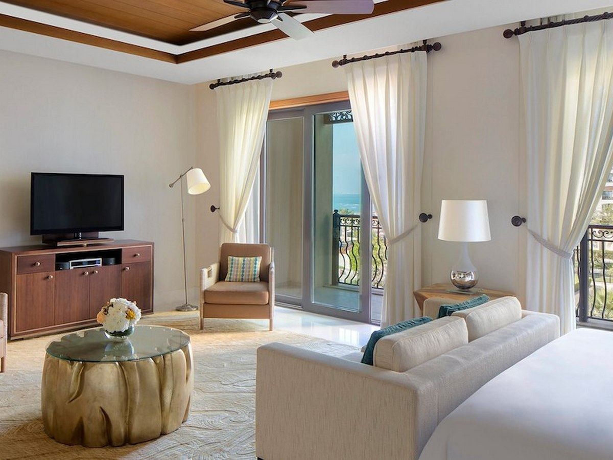 rooms-st-regis-suite