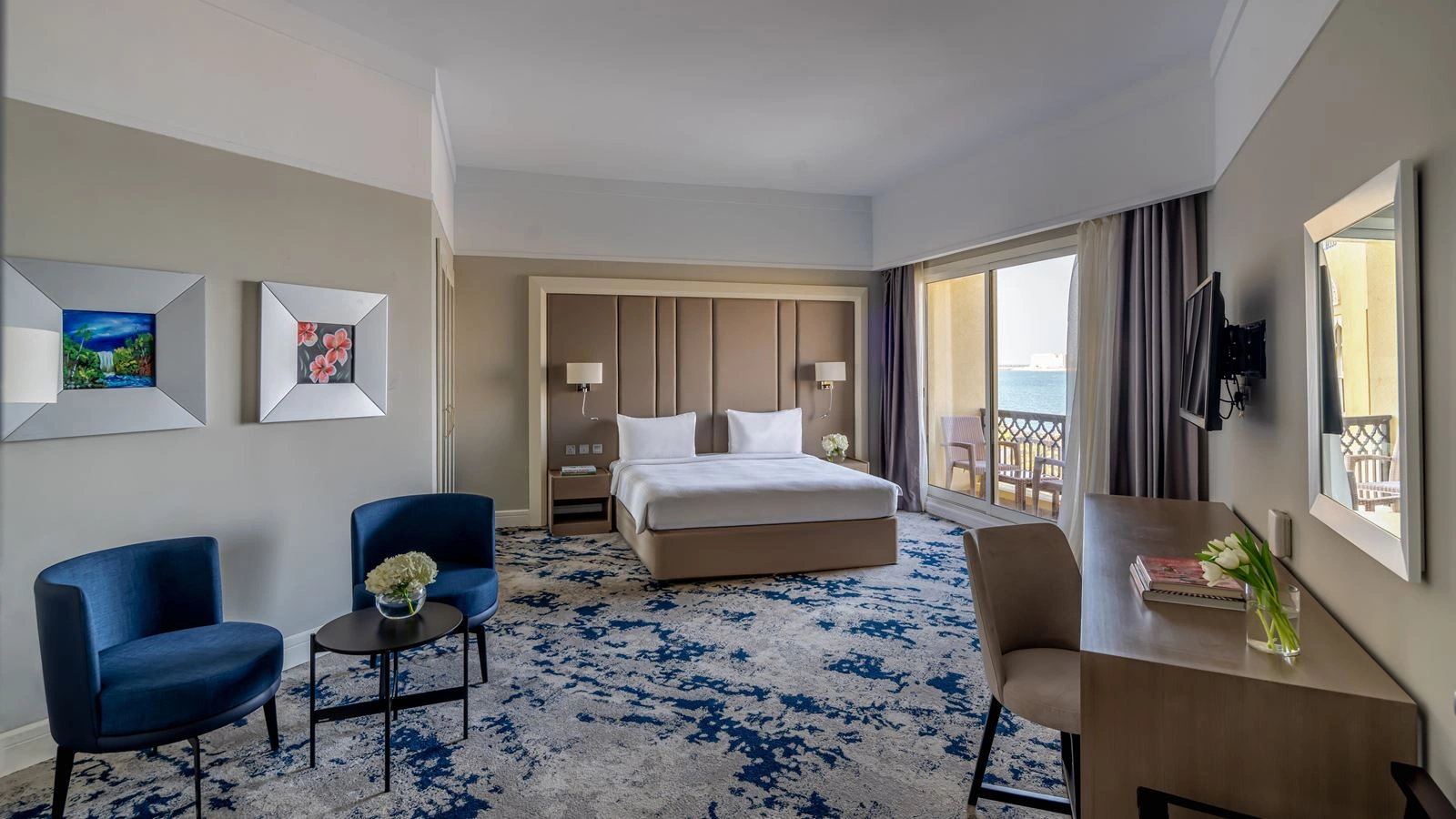 rooms-interconnecting-family-suite-with-sea-or-pool-view