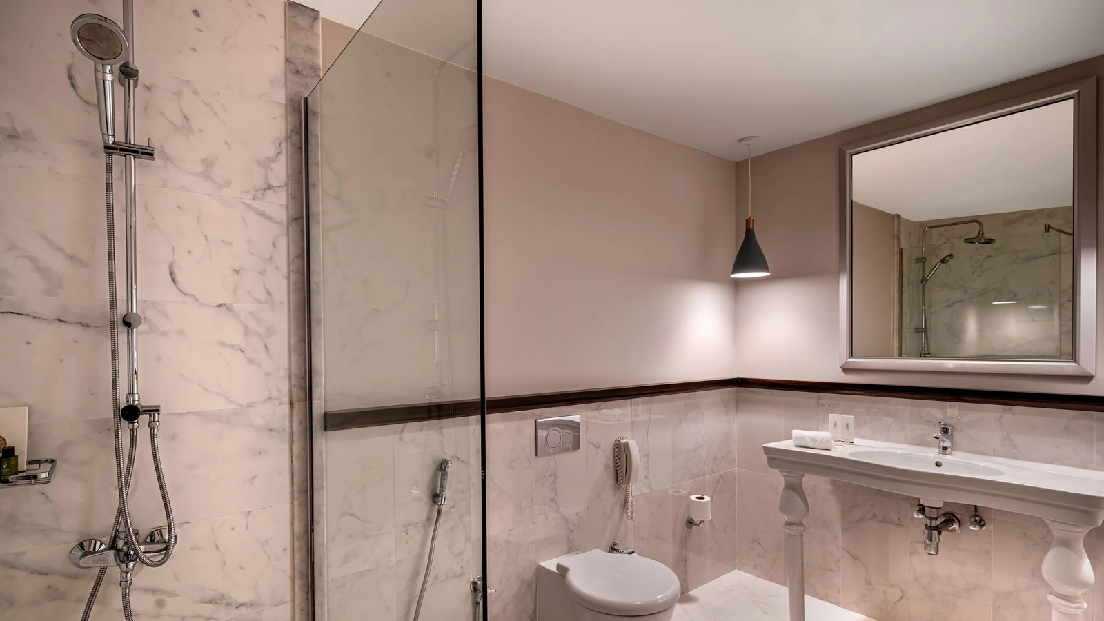 rooms-kids-escape-family-suite