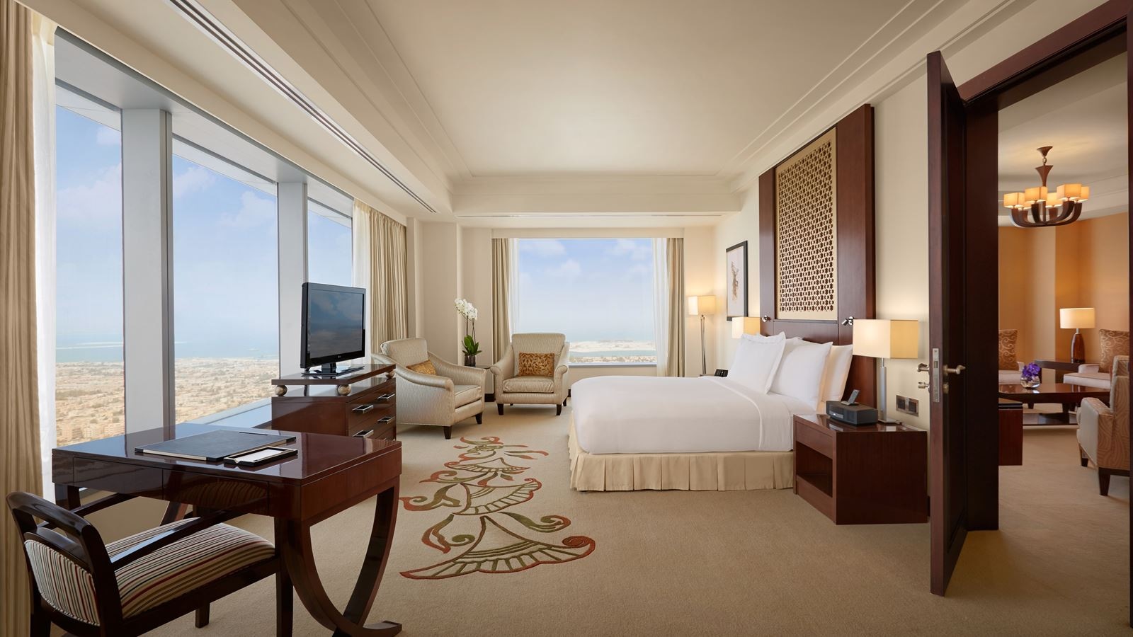 rooms-executive-suite