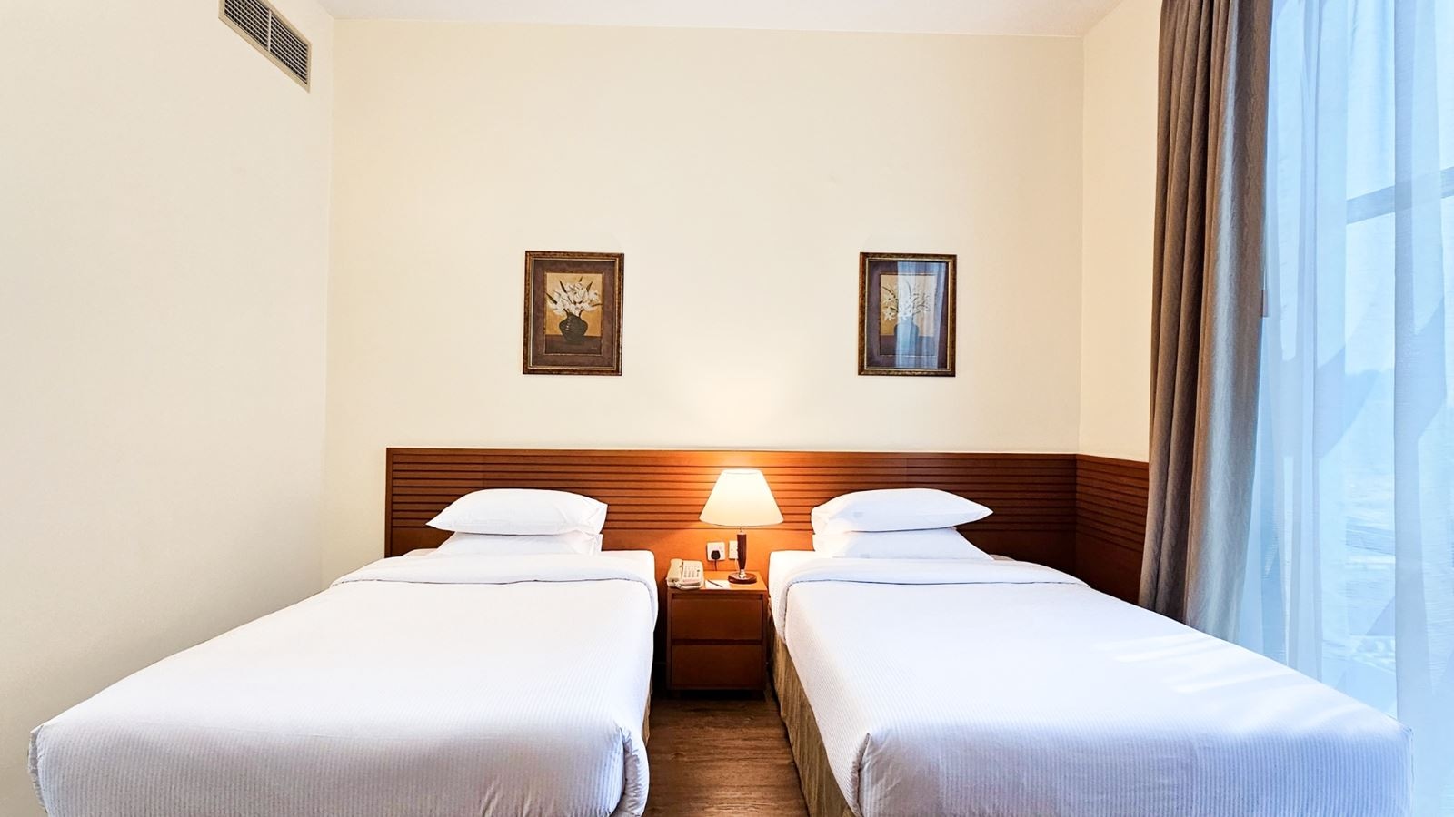 rooms-one-bedroom-suite