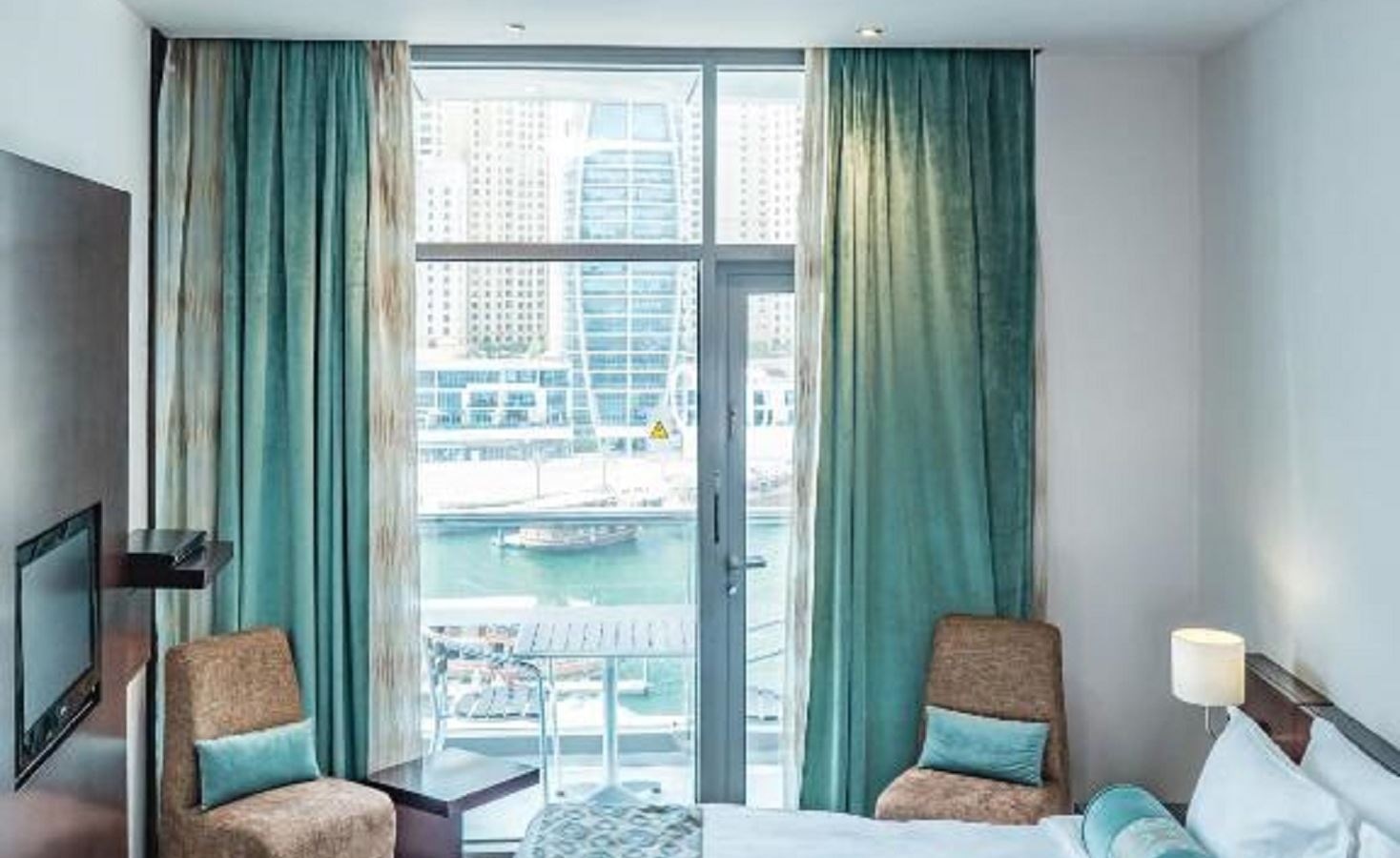 rooms-one-bedroom-marina-view