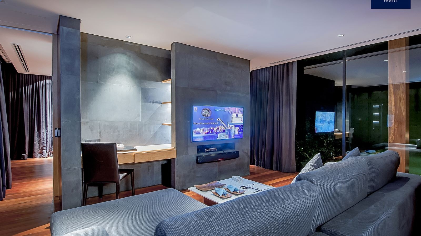 rooms-two-bedroom-pool-volla