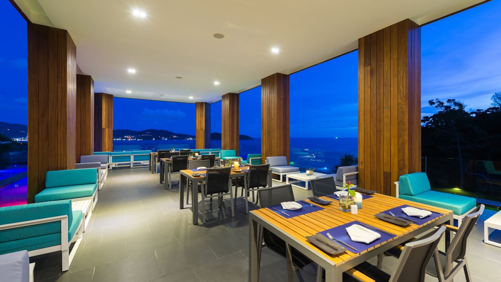 restaurants-the-meka-sky-lounge