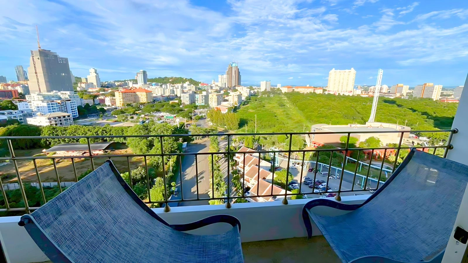 rooms-superior-city-view-park-wing