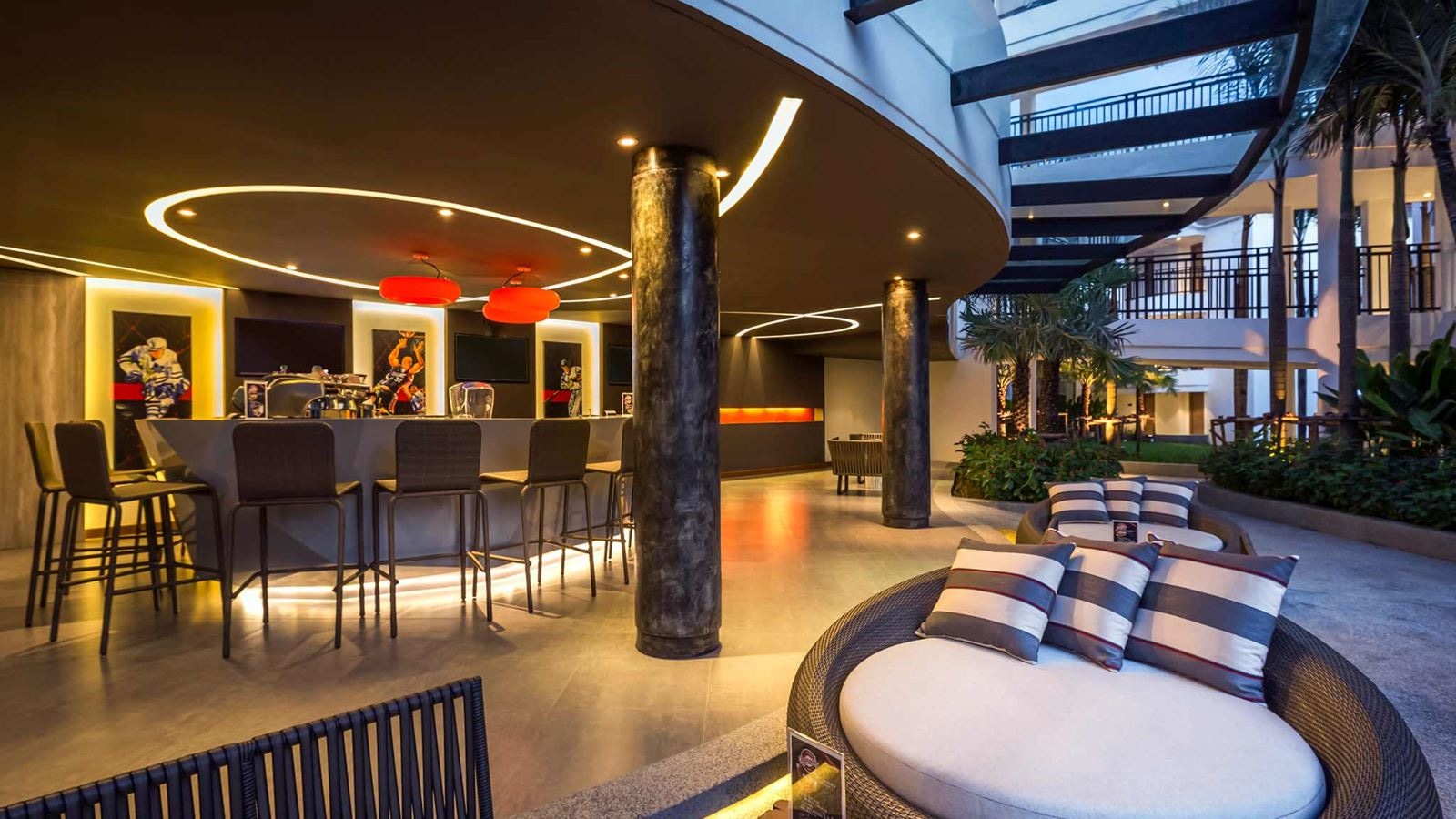 restaurants-champions-bar