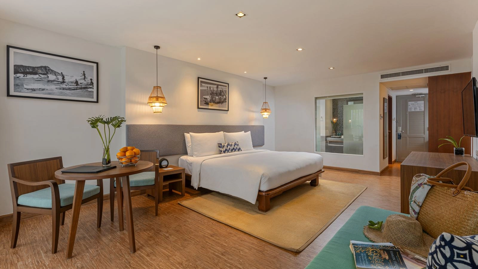 rooms-premier-garden-balcony