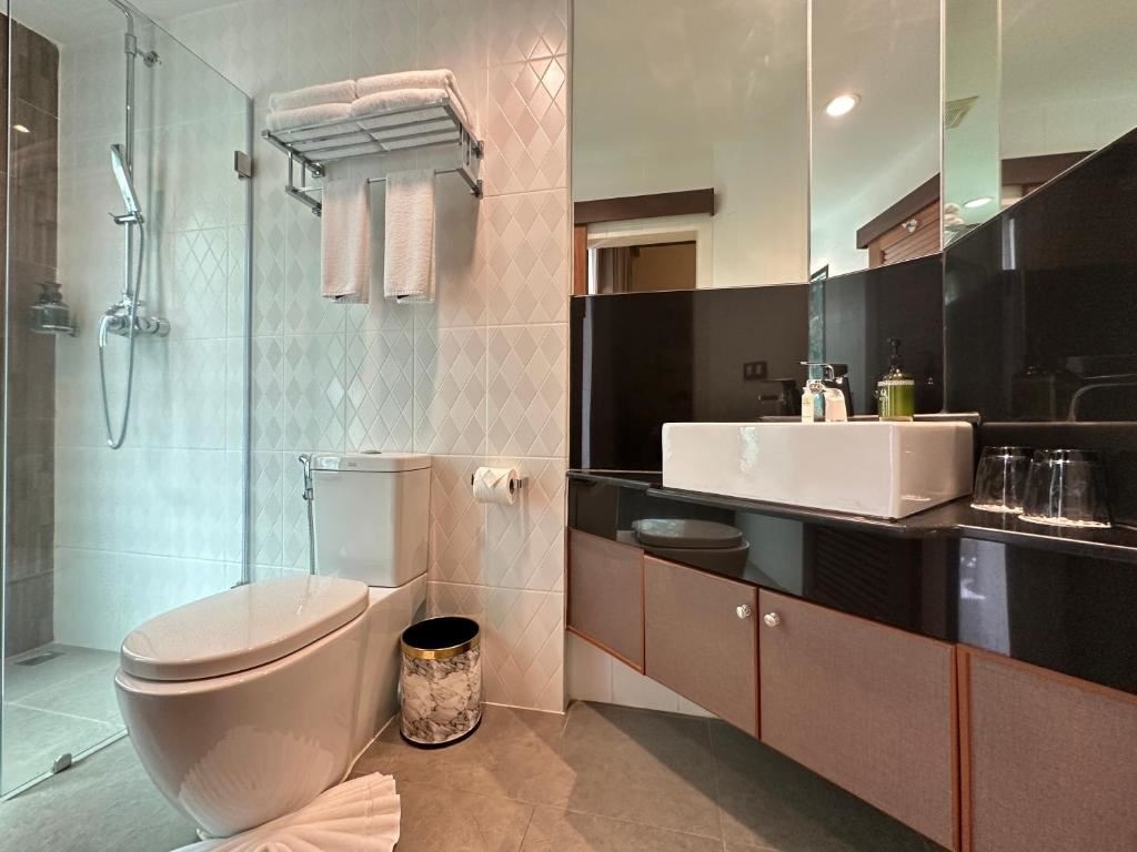 rooms-deluxe-premium-pool-access