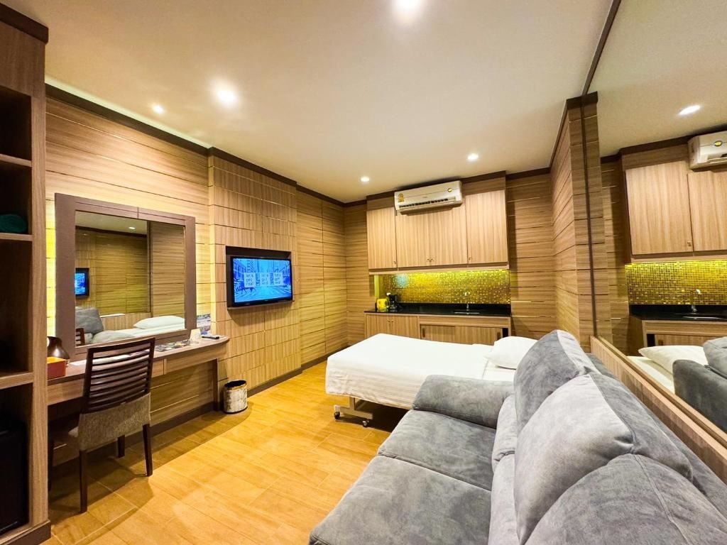 rooms-family-premium-balcony