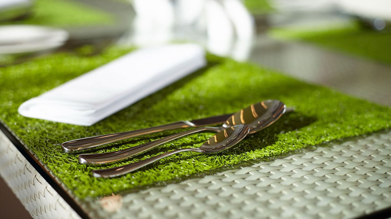 restaurants-eat-restaurant